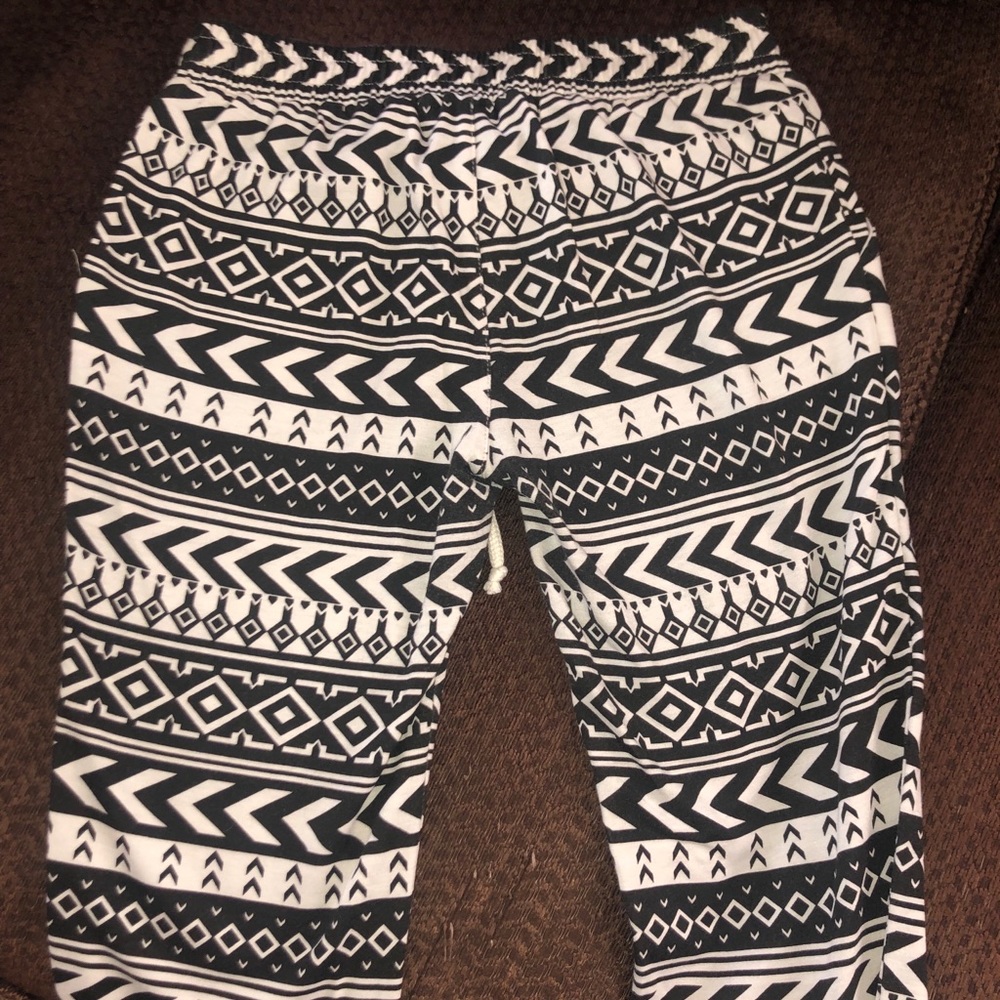 Joggers - Picture 2 of 2